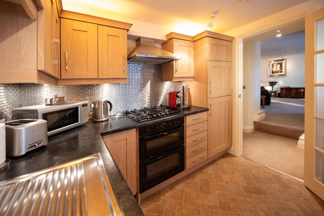 Oberon River View Apartment Bourton-on-the-Water Екстериор снимка
