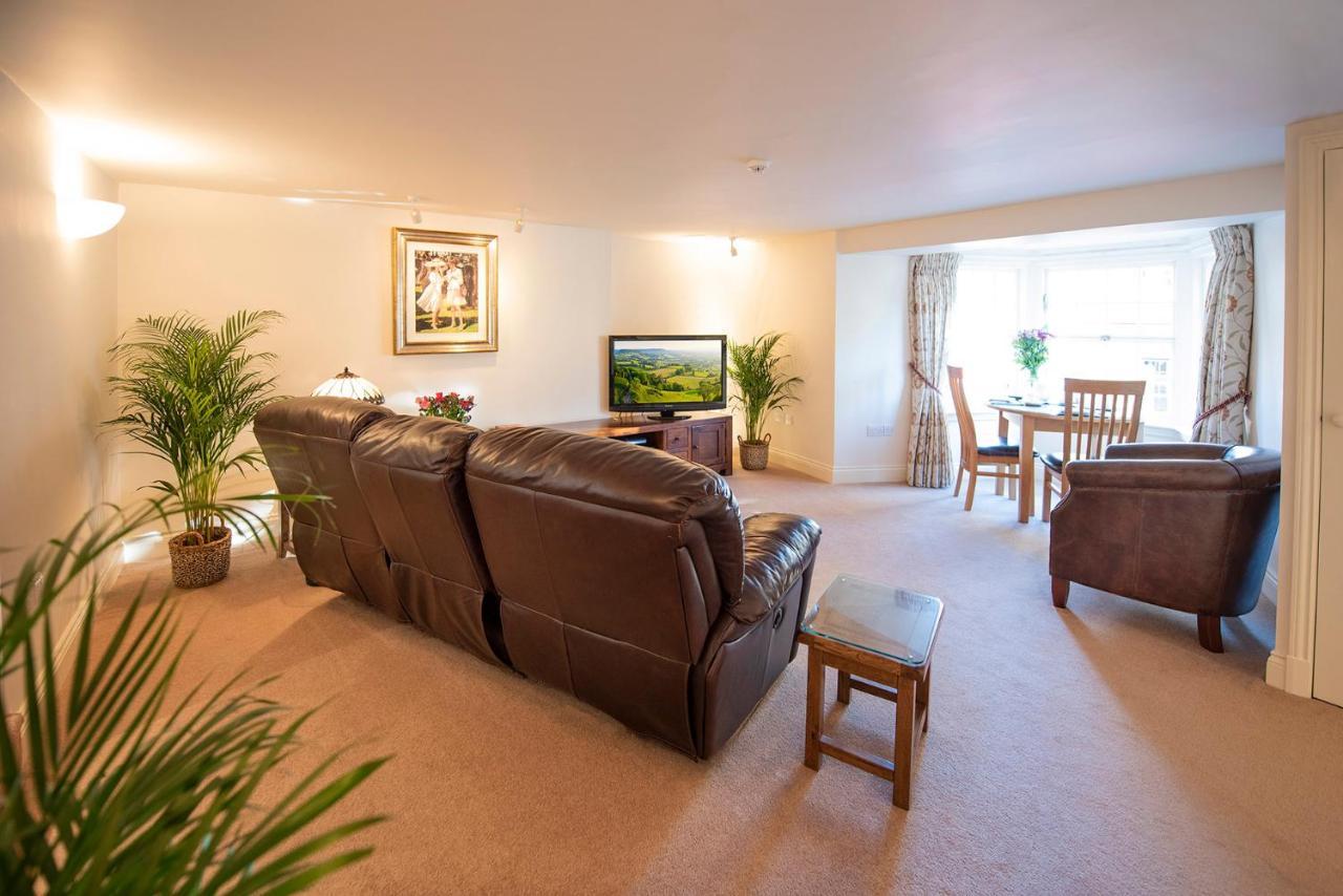 Oberon River View Apartment Bourton-on-the-Water Екстериор снимка