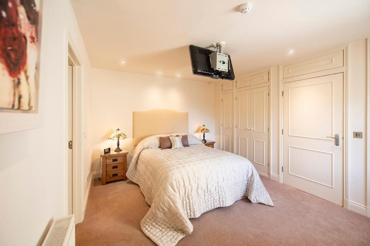 Oberon River View Apartment Bourton-on-the-Water Екстериор снимка